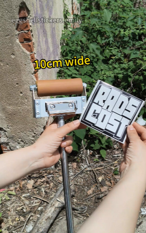 Would you like to bombing your stickers higher? Extensionable sticker pole tests #stickerpole